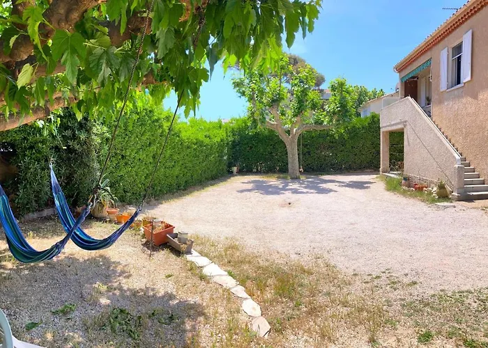 Blue Summer Vibes Apartment For 4P, Ac, Parking, Beach At 50M, Spa Access -1